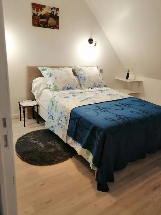 Chambres D'Hotes Chez Marilou Aulnay-sous-Bois 0*,  France